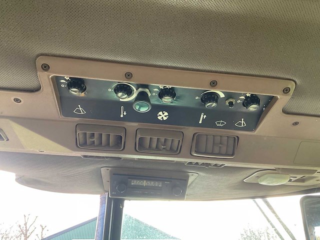 1988 john deere 4050 vierwielaangedreven landbouwtractor - afbeelding 14 van  22