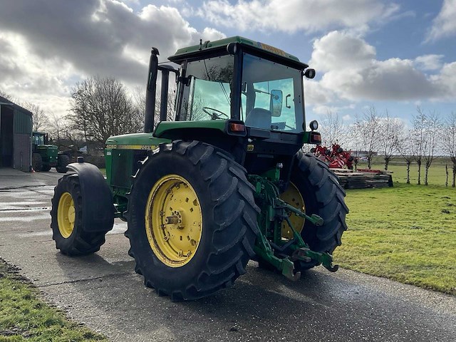 1988 john deere 4050 vierwielaangedreven landbouwtractor - afbeelding 17 van  22