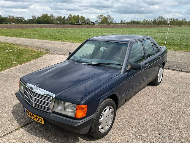 1988 mercedes-benz 190-serie 2.0 e personenauto - afbeelding 10 van  44