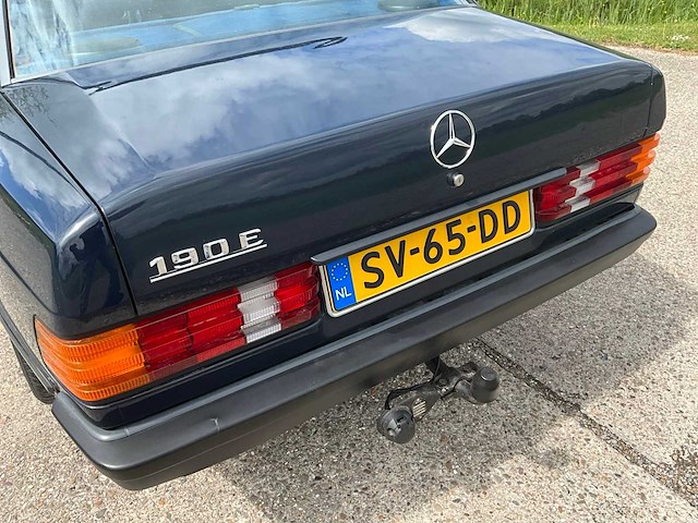 1988 mercedes-benz 190-serie 2.0 e personenauto - afbeelding 14 van  44