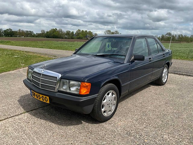 1988 mercedes-benz 190-serie 2.0 e personenauto - afbeelding 2 van  44