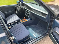 1988 mercedes-benz 190-serie 2.0 e personenauto - afbeelding 34 van  44