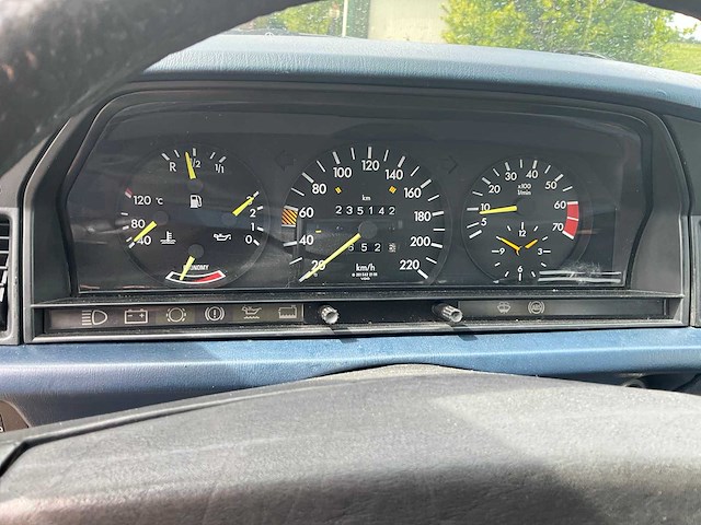 1988 mercedes-benz 190-serie 2.0 e personenauto - afbeelding 10 van  29