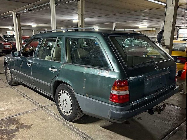 1988 mercedes-benz 300 tdt | german classic estate car - afbeelding 14 van  16