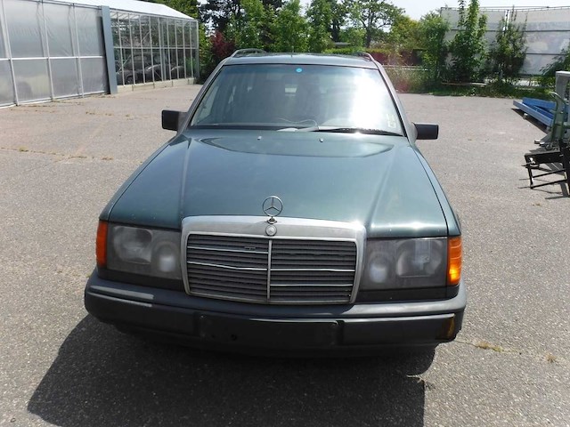 1988 mercedes-benz 300 tdt | german classic estate car - afbeelding 16 van  16
