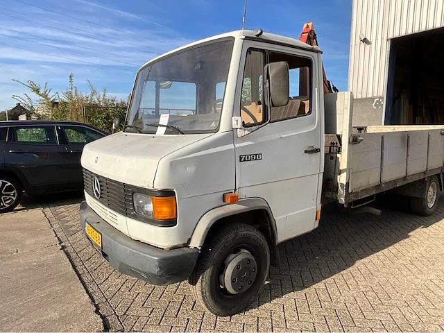 1988 mercedes-benz 700 d bedrijfswagen - afbeelding 6 van  34