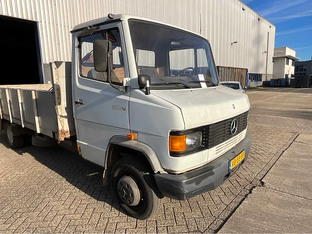 1988 mercedes-benz 700 d bedrijfswagen - afbeelding 7 van  34