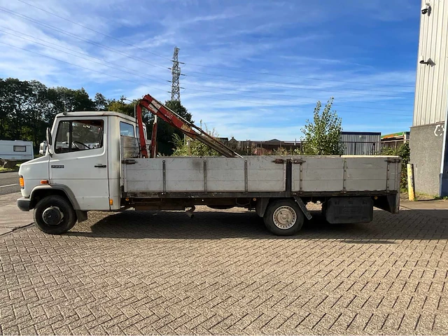 1988 mercedes-benz 700 d bedrijfswagen - afbeelding 32 van  34