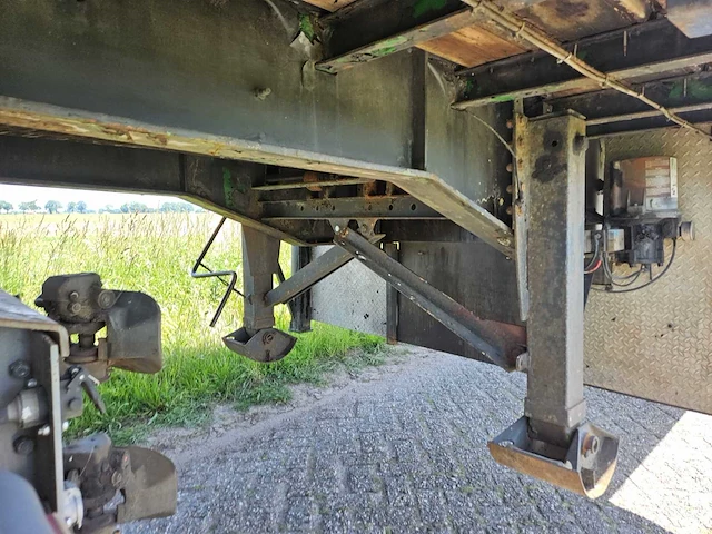 1988 netam-fruehauf landbouw trailer oplegger - afbeelding 8 van  13