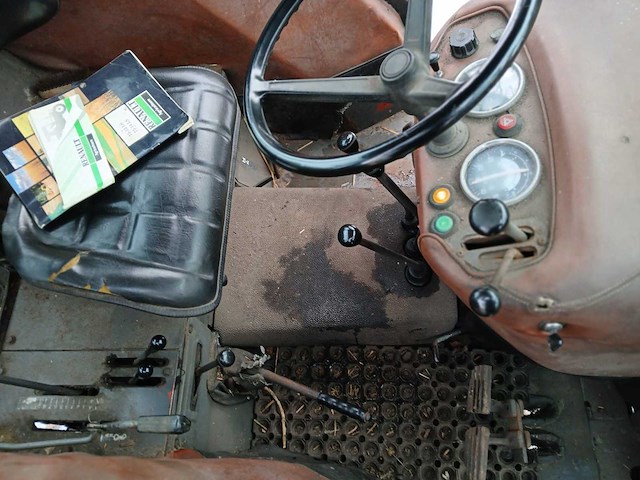 1988 renault 75.14 ls vierwielaangedreven landbouwtractor met voorlader - afbeelding 2 van  23