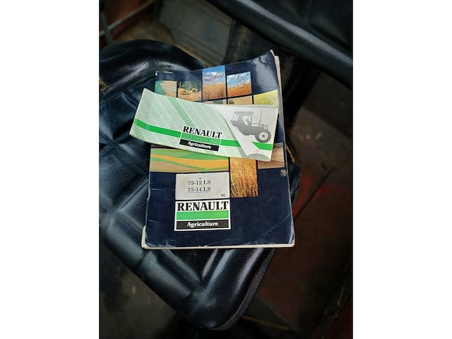 1988 renault 75.14 ls vierwielaangedreven landbouwtractor met voorlader - afbeelding 13 van  23