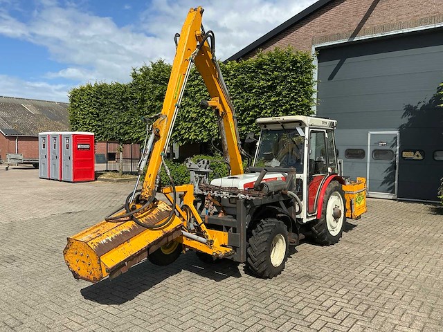 1988 steyr 8075 compacttractor met slotenmaaier - afbeelding 1 van  23