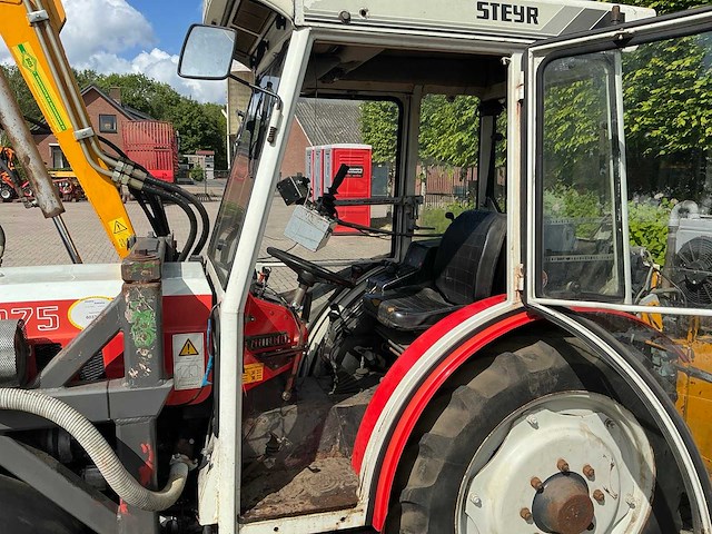 1988 steyr 8075 compacttractor met slotenmaaier - afbeelding 13 van  23