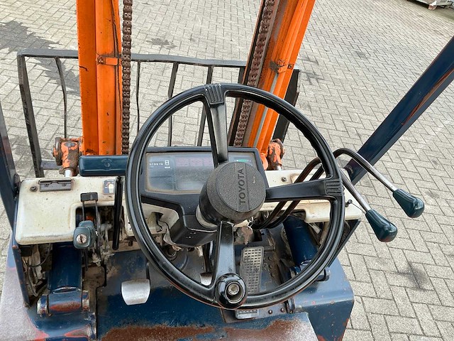 1988 toyota 42 5 fgf 25 vorkheftruck - afbeelding 28 van  29