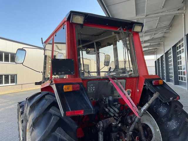 1988 valmet 905 autocontrol vierwielaangedreven landbouwtractor - afbeelding 2 van  39