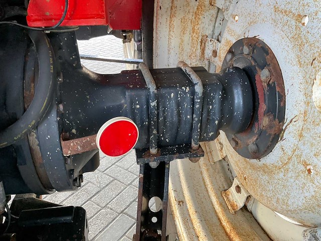 1988 valmet 905 autocontrol vierwielaangedreven landbouwtractor - afbeelding 5 van  39