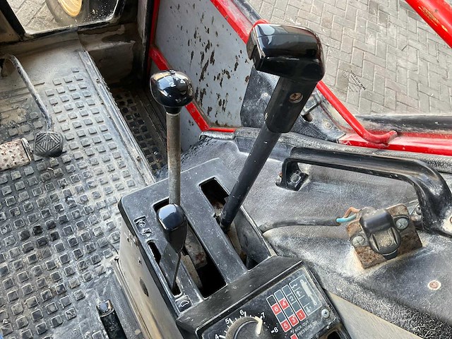 1988 valmet 905 autocontrol vierwielaangedreven landbouwtractor - afbeelding 10 van  39