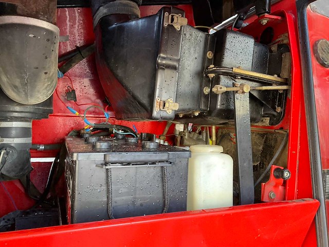 1988 valmet 905 autocontrol vierwielaangedreven landbouwtractor - afbeelding 25 van  39