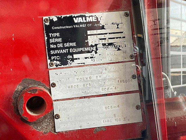 1988 valmet 905 autocontrol vierwielaangedreven landbouwtractor - afbeelding 30 van  39