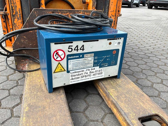 1988 wagner egv 1600b stapelaar - afbeelding 2 van  10