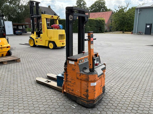 1988 wagner egv 1600b stapelaar - afbeelding 6 van  10