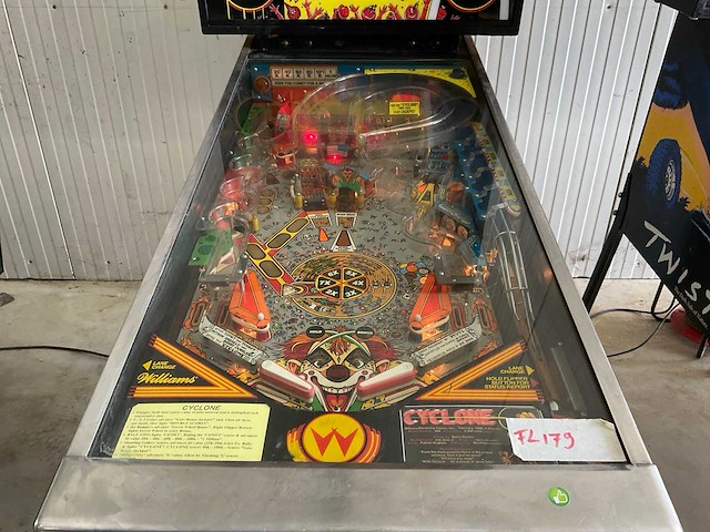 1988 williams cyclone 564 flipperkast - afbeelding 4 van  8