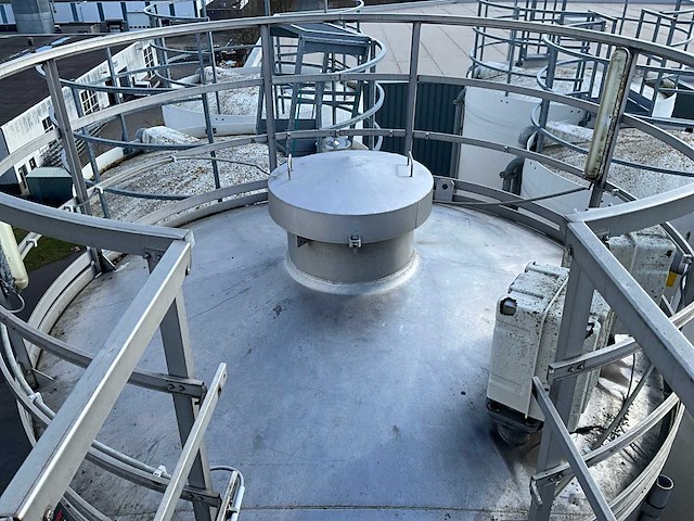 1988 zeppelin 110 m3 verticale aluminium opslagsilo - afbeelding 2 van  12