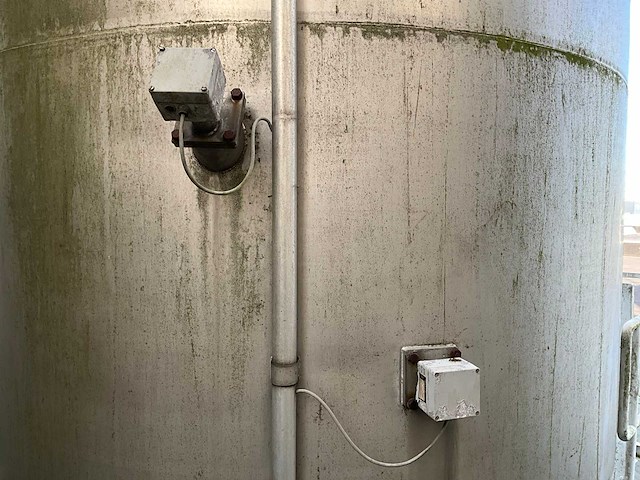 1988 zeppelin 110 m3 verticale aluminium opslagsilo - afbeelding 1 van  8