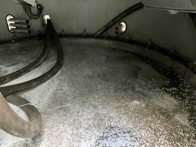 1988 zeppelin 110 m3 verticale aluminium opslagsilo - afbeelding 8 van  8