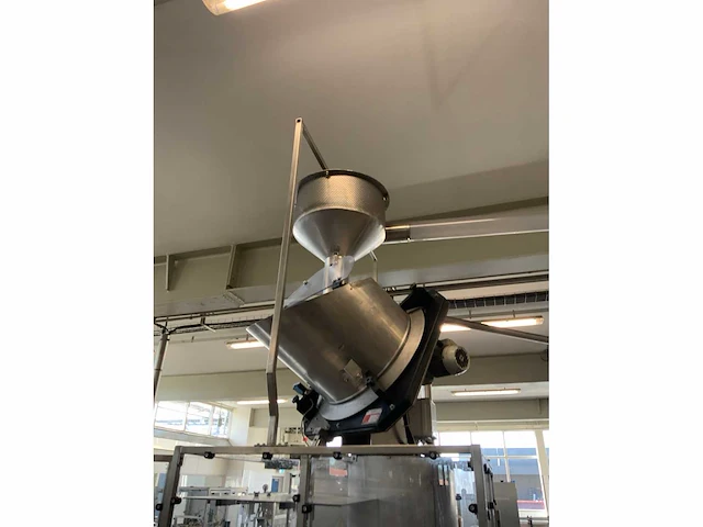 1989 bertolaso capvit 31,5x24 dop flessensluitmachine - afbeelding 7 van  36