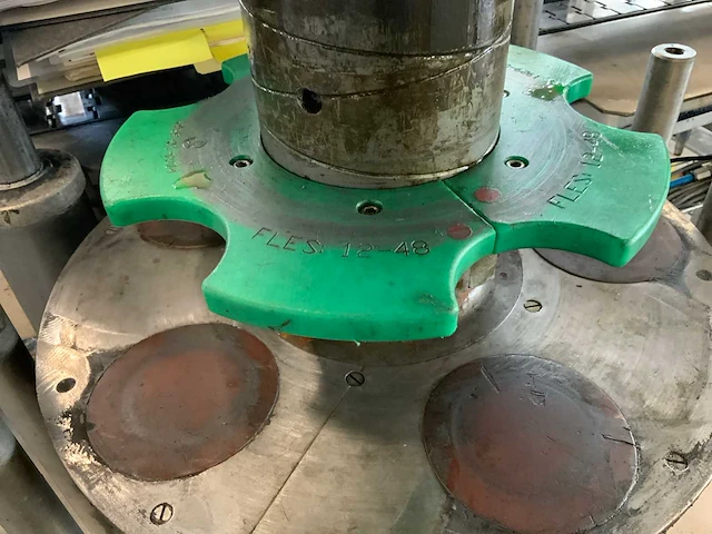 1989 bertolaso capvit 31,5x24 dop flessensluitmachine - afbeelding 13 van  36