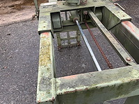 1989 b.m.e 854-6991 steenklem - afbeelding 1 van  5