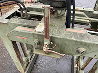 1989 b.m.e 854-6991 steenklem - afbeelding 2 van  7