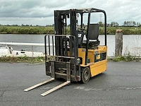 1989 caterpillar f30 vorkheftruck elektrisch