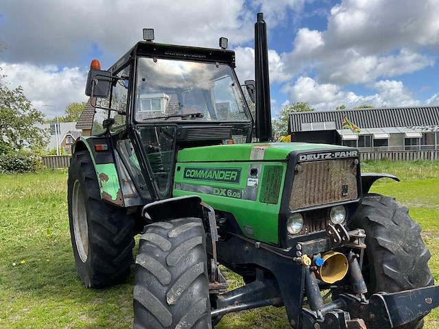 1989 deutz-fahr dx 6.05 commander vierwielaangedreven landbouwtractor - afbeelding 11 van  38