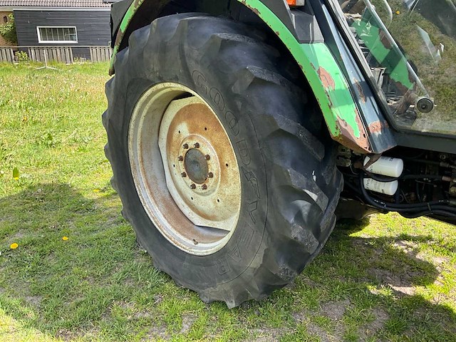 1989 deutz-fahr dx 6.05 commander vierwielaangedreven landbouwtractor - afbeelding 24 van  38