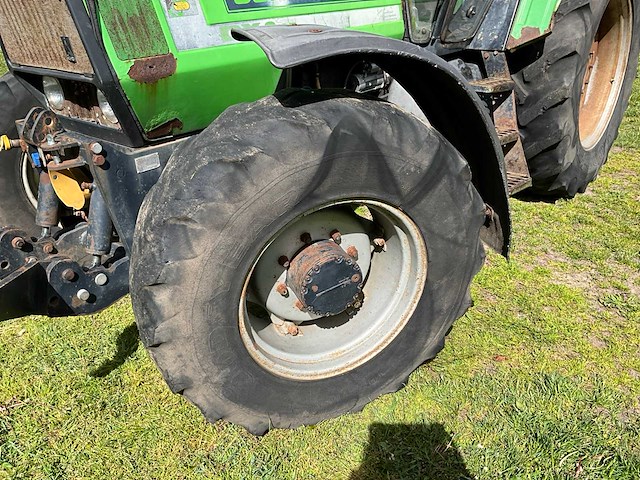 1989 deutz-fahr dx 6.05 commander vierwielaangedreven landbouwtractor - afbeelding 26 van  38