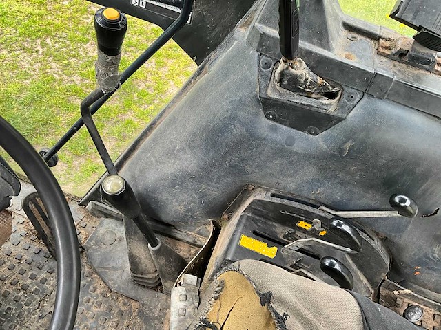1989 deutz-fahr dx 6.05 commander vierwielaangedreven landbouwtractor - afbeelding 32 van  38