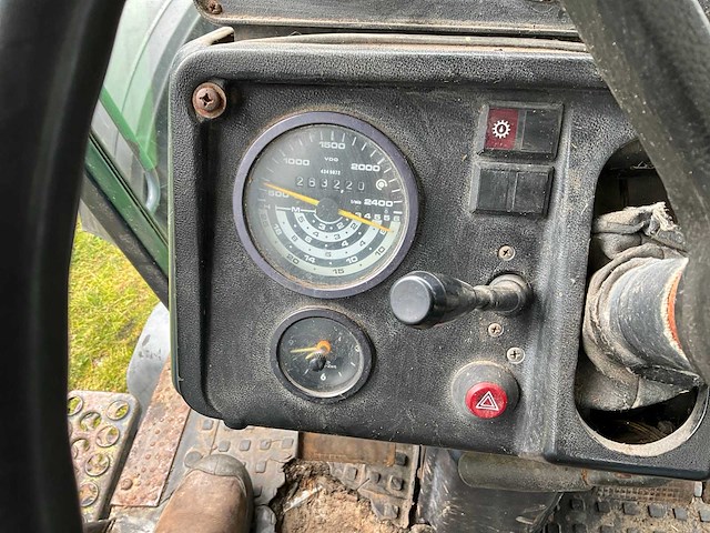 1989 deutz-fahr dx 6.05 commander vierwielaangedreven landbouwtractor - afbeelding 34 van  38