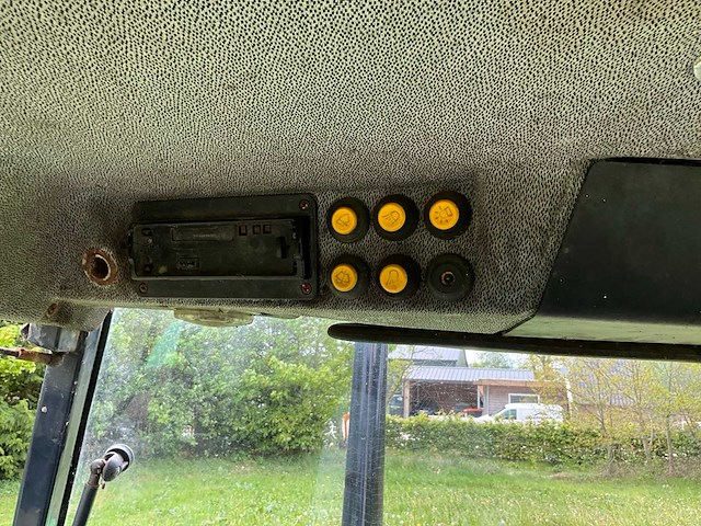 1989 deutz-fahr dx 6.05 commander vierwielaangedreven landbouwtractor - afbeelding 37 van  38