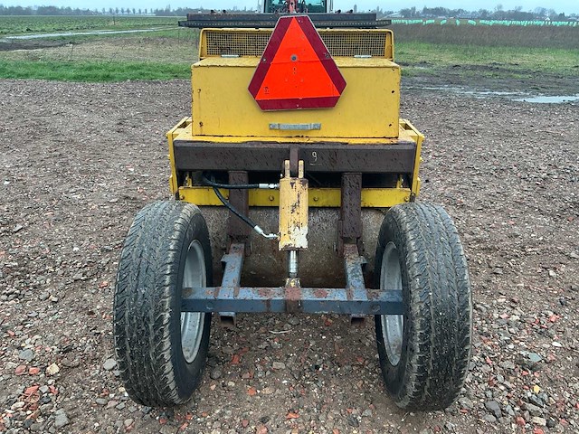 1989 dynapach cc 10 getrokken grondwals - afbeelding 10 van  14