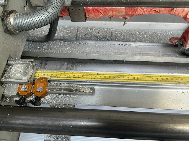 1989 elumatec dg 79 dubbele aluminium verstekafkortzaagmachine - afbeelding 11 van  11