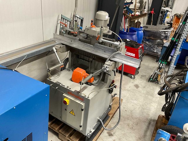 1989 elumatic kf 78 kopieerfreesmachines - afbeelding 1 van  6