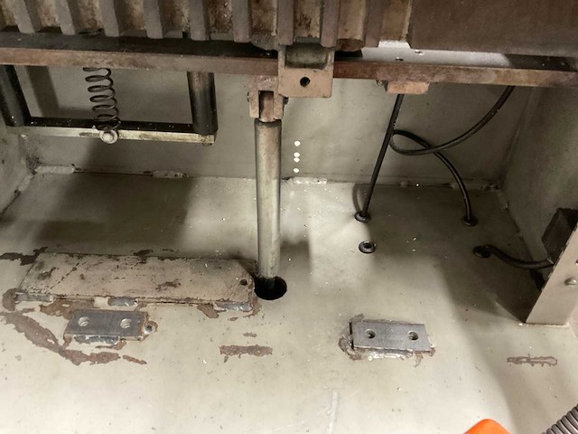 1989 elumatic kf 78 kopieerfreesmachines - afbeelding 2 van  6