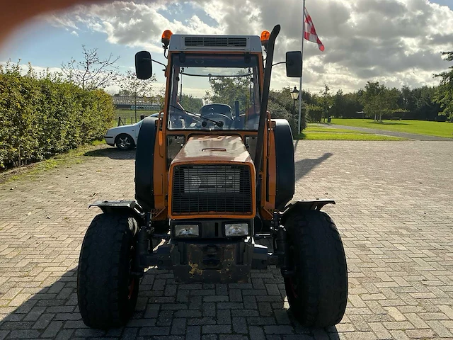 1989 fendt 270p tweewielaangedreven landbouwtractor - afbeelding 18 van  43