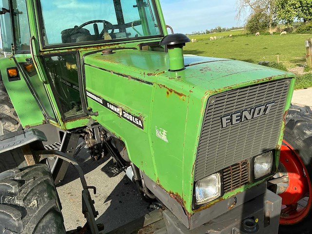 1989 fendt farmer 308 lsa turbomatik vierwielaangedreven landbouwtractor - afbeelding 17 van  34