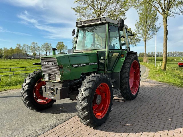 1989 fendt farmer 308 lsa turbomatik vierwielaangedreven landbouwtractor - afbeelding 12 van  33