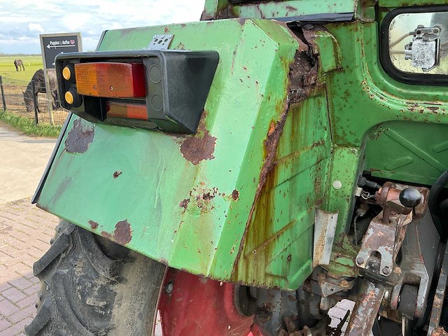 1989 fendt farmer 308 lsa turbomatik vierwielaangedreven landbouwtractor - afbeelding 27 van  33