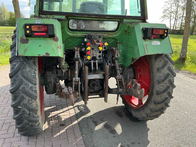 1989 fendt farmer 308 lsa turbomatik vierwielaangedreven landbouwtractor - afbeelding 33 van  33