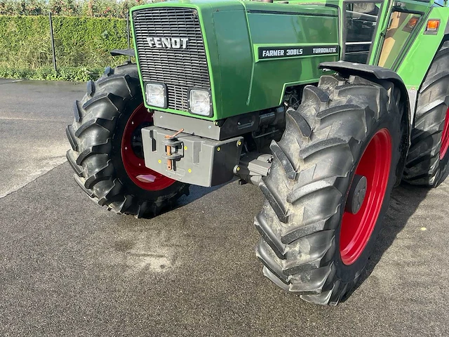 1989 fendt farmer 308ls turbomatic oldtimer tractor - afbeelding 18 van  24